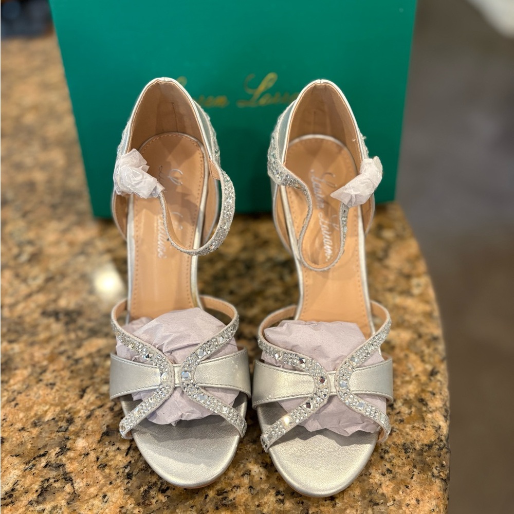 *PROM HEELS* Lauren Lorraine Silver Strappy Heels